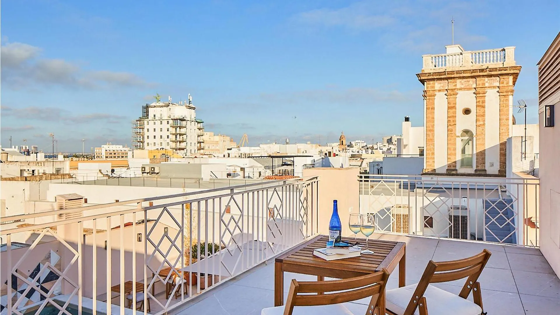 Nice Apartment In Cadiz With Wifi