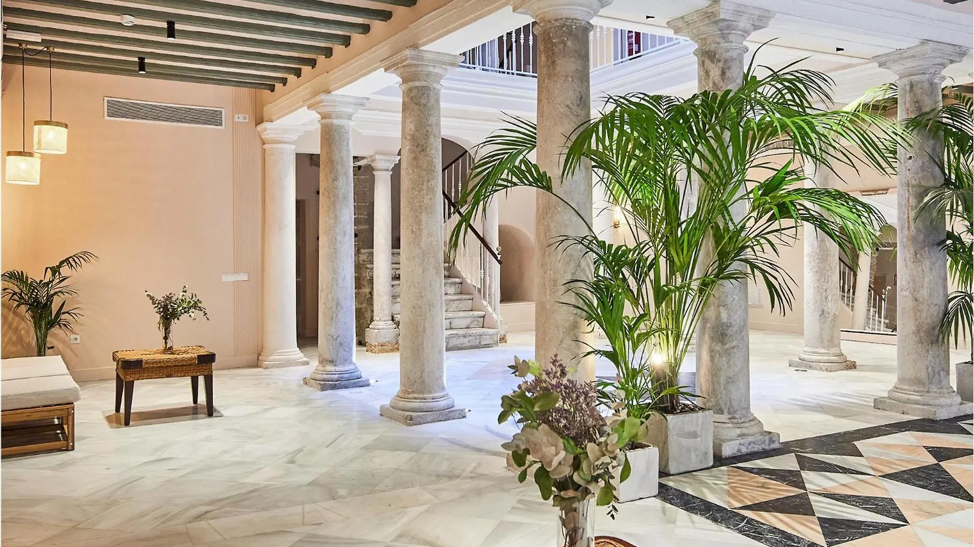 Nice Apartment In Cadiz With Wifi